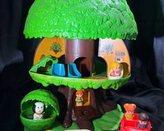 Vintage 70's Kenner Tree Tots FAMILY TREE HOUSE Playset