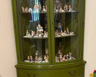 Retro Round Front Corner Display Cabinet