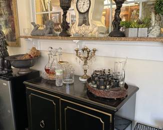 Full bar