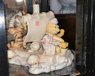 LARGE Winnie The Pooh Collection (Lenox Figurines & Servingware, Handmade Ceramics, Walt Disney Classics Collection Figurines, Vintage Plush, Clothing, Handmade Rugs, Etc.)
