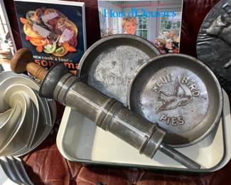 Bakeware Pans (Nordic Ware, Etc.)