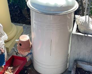 White Enamel Can W/ Lid