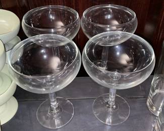 Clear Glassware & Stemware