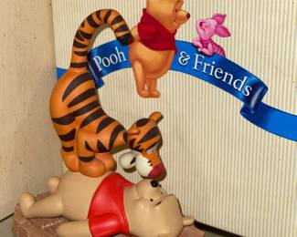 LARGE Winnie The Pooh Collection (Lenox Figurines & Servingware, Handmade Ceramics, Walt Disney Classics Collection Figurines, Vintage Plush, Clothing, Handmade Rugs, Etc.)