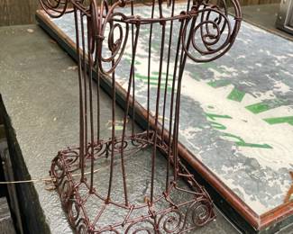 Wire Column