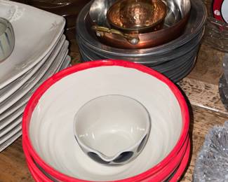 China Bowls & Plates
