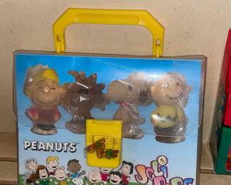 Snoopy Peanuts Collectibles