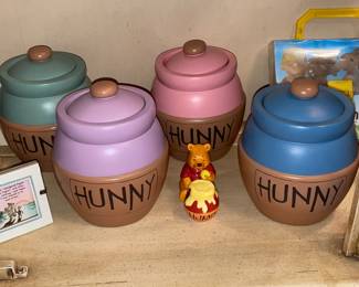LARGE Winnie The Pooh Collection (Lenox Figurines & Servingware, Handmade Ceramics, Walt Disney Classics Collection Figurines, Vintage Plush, Clothing, Handmade Rugs, Etc.)