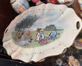 LARGE Winnie The Pooh Collection (Lenox Figurines & Servingware, Handmade Ceramics, Walt Disney Classics Collection Figurines, Vintage Plush, Clothing, Handmade Rugs, Etc.)