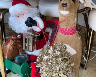 WORKING Animated Christmas Santa In Sleigh W/ Reindeer
