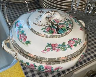 "Losol Ware" China Set