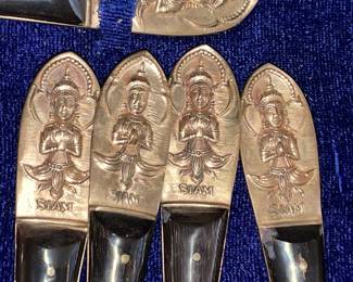 International Flatware Set