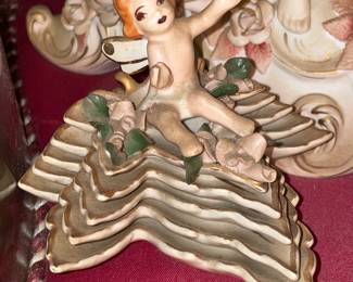 Porcelain Baby On Leaf Trinket Dish Set