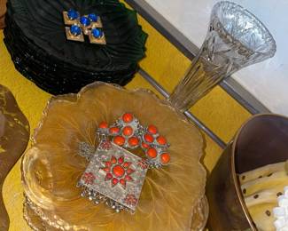 Green & Orange Color Glass Plates