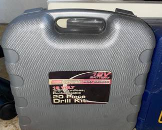 20 Piece Drill Kit