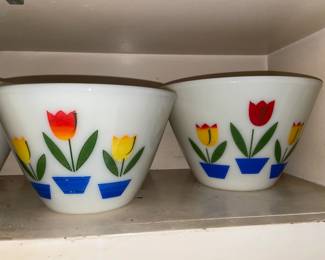 FABULOUS Vintage Fire King Tulip Mixing Bowls