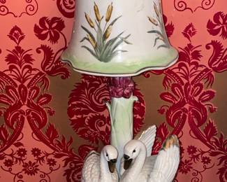Swan Porcelain Lamp