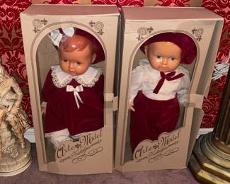 Arte Model Nostalgia Antique Style Dolls