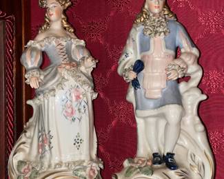 Set Of 2 Vintage Porcelain Figurines