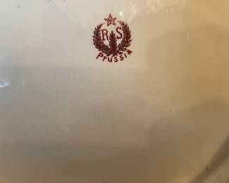Hand Painted Portrait Scalloped Edge Bowl (Prussia)
