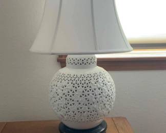 Blanc de Chine Lamp