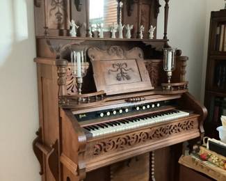 Weaver Pump Organ