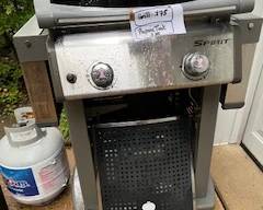 Weber Outdoor "Spirit" Grill
Refillable Propane Tank also for Sale