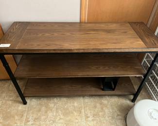 $10 table