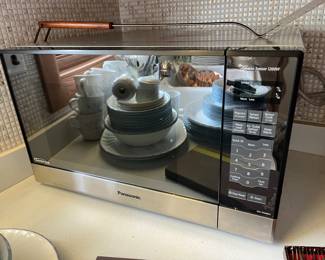 Panasonic microwave ......