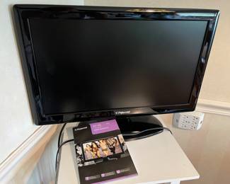 Polaroid 22" flatscreen smart TV