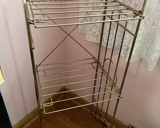 MCM wire shelving