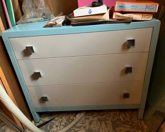Vintage metal chest of drawers