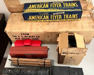1938 American Flyer train set with boxes