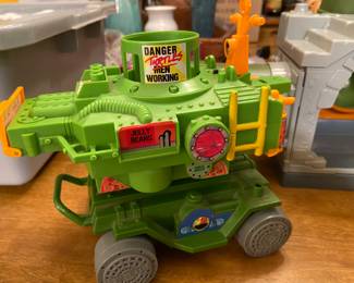 TMNT pizza thrower