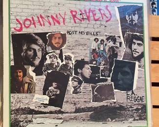 VINTAGE VINYL
