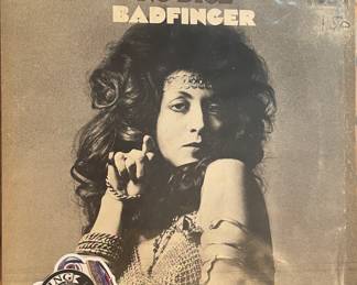 VINTAGE VINYL