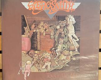 VINTAGE VINYL