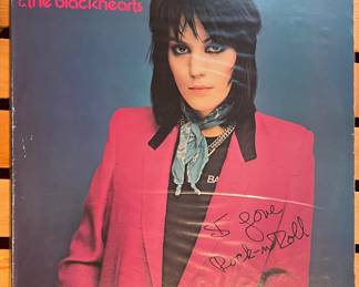 VINTAGE VINYL