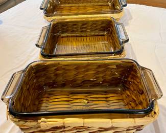 AMBER GLASS BAKEWARE WITH RATTAN CADDIES
