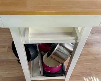 MOBIL KITCHEN ISLAND WITH 2-WAY DRAWERS