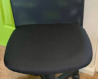 DESK CHAIR