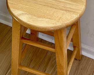 BAR STOOL