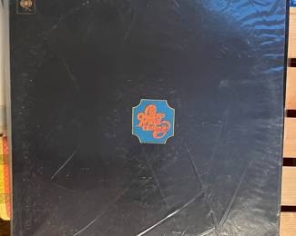 VINTAGE VINYL