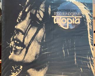 VINTAGE VINYL