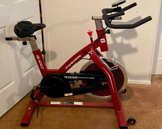 FUSION BLADEZ STATIONARY BIKE