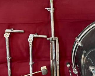 DRUM ACCESSORIES
