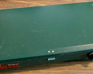 COLEMAN TWO BURNER PROPANE STOVE