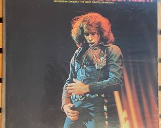 VINTAGE VINYL
