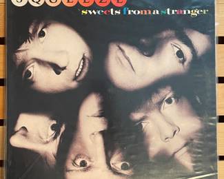 VINTAGE VINYL