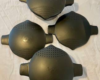 PAMPERED CHEF POTS